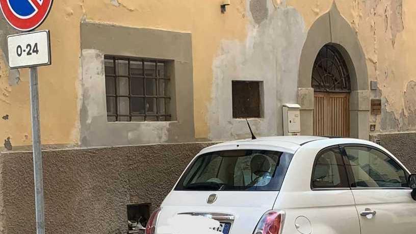 Pochi posti auto in centro storico Protesta il consigliere Fornino