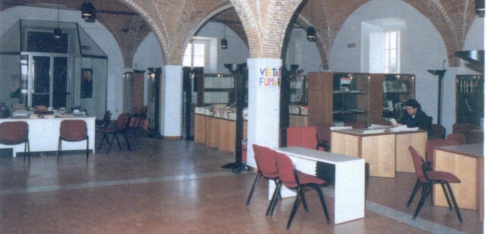 Libri letti al telefono contro la solitudine degli anziani