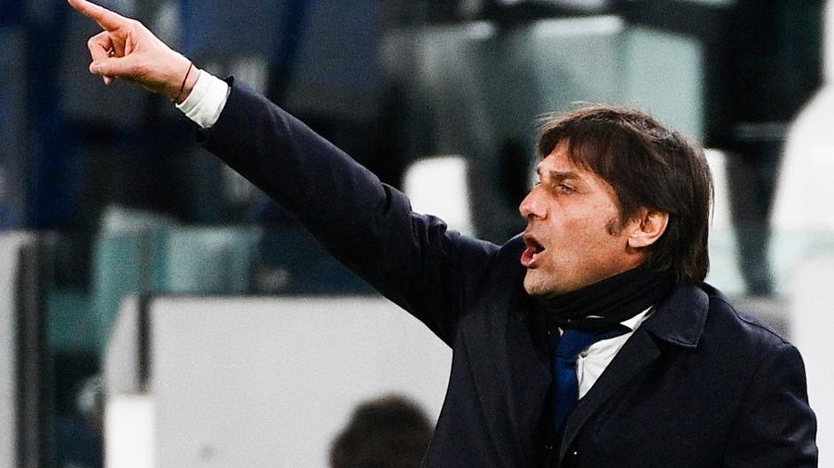 Agnelli&pollai, il bestiario del calcio Dito medio e offese, via all’indagine