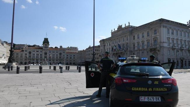 Evasione: Gdf sequestra 21 immobili in centro Trieste