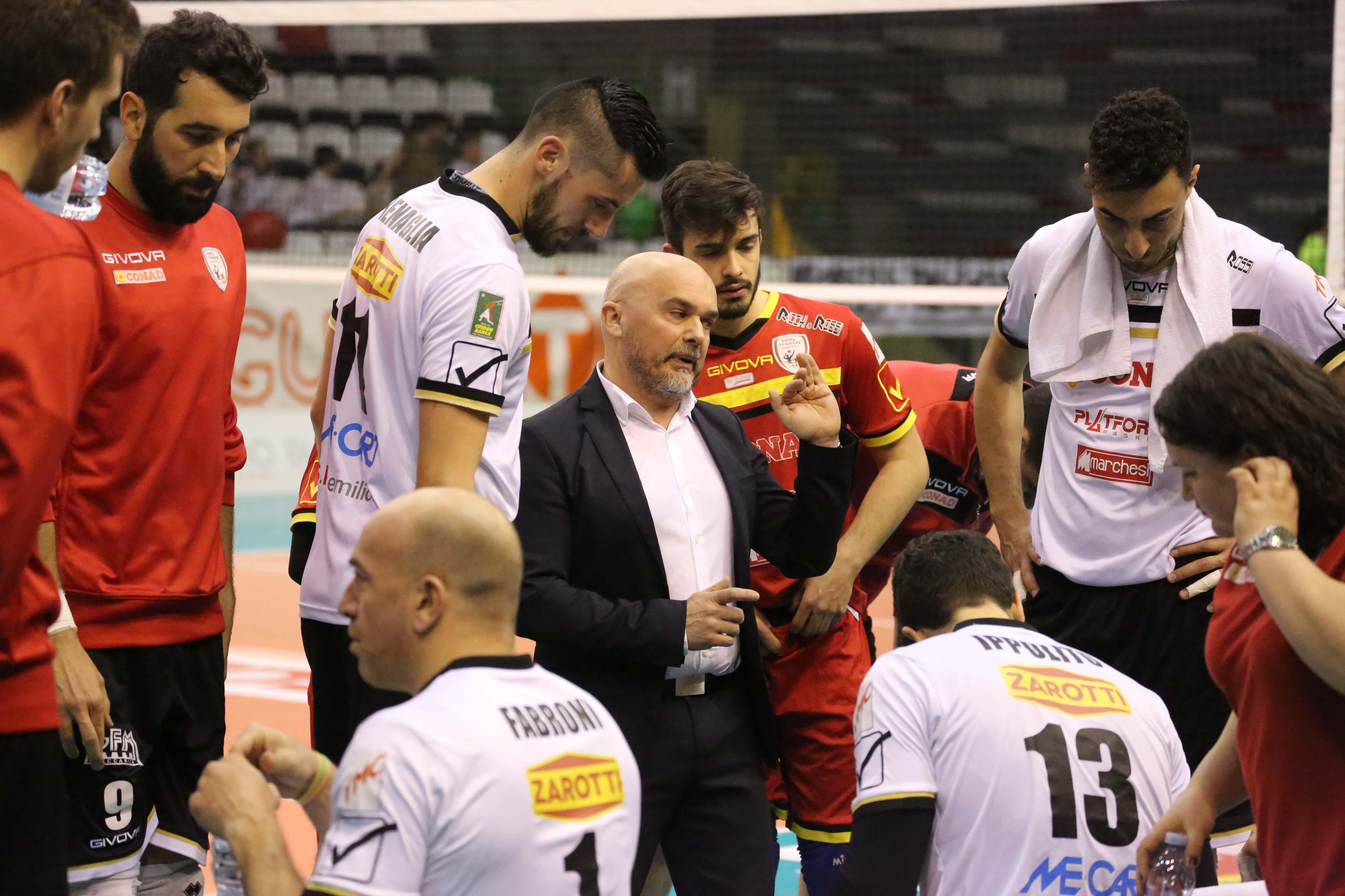 Vincenzo Mastrangelo durante un time out