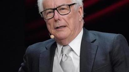Ken Follett, a novembre il nuovo romanzo “Per niente al mondo”