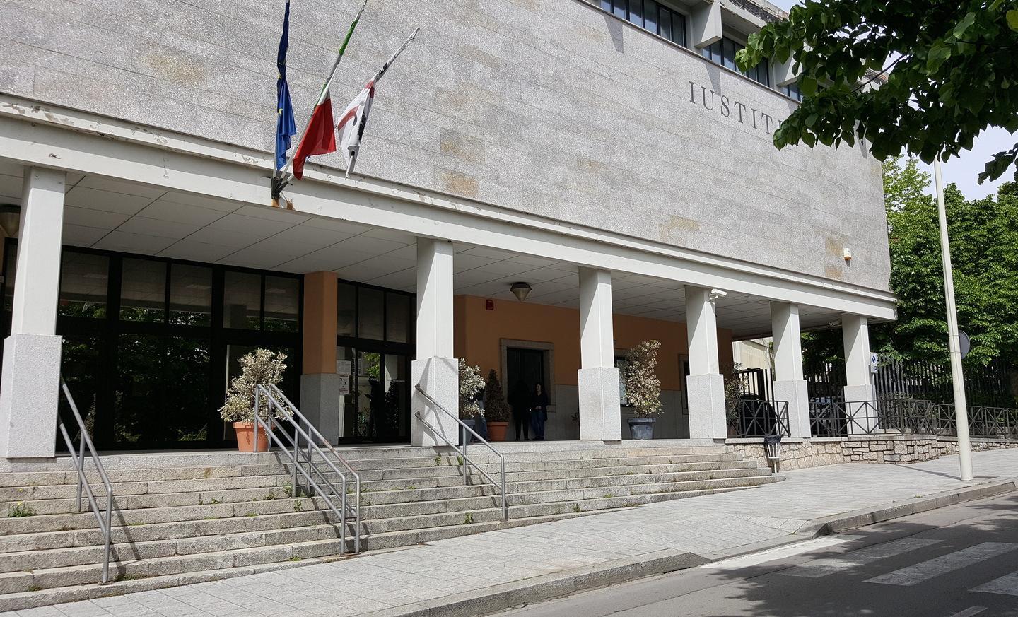 Non ci sono colpevoli dietro il suicidio di Michela 
