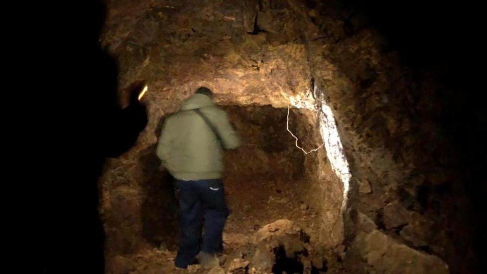 La meraviglia dei rifugi riemersi dalla terra
