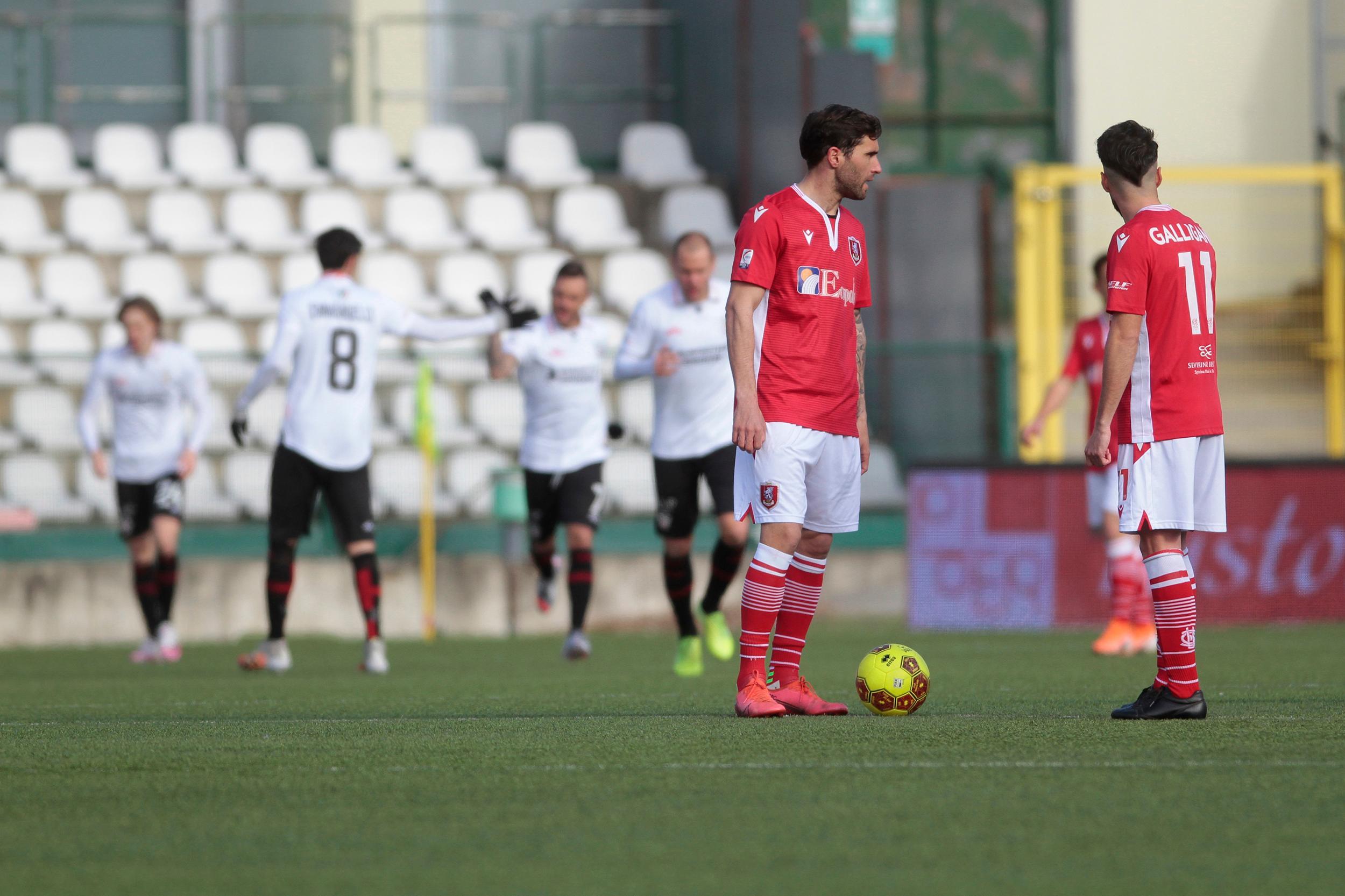 Il Grosseto riprende il gioco dopo uno dei tre gol piemontesi