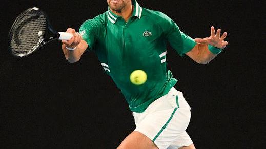 Djokovic e Thiem, che fatica Covid: torneo a porte chiuse