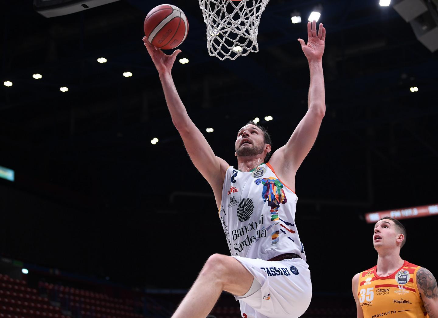 La Dinamo senza coach Poz deve arrendersi all’overtime 