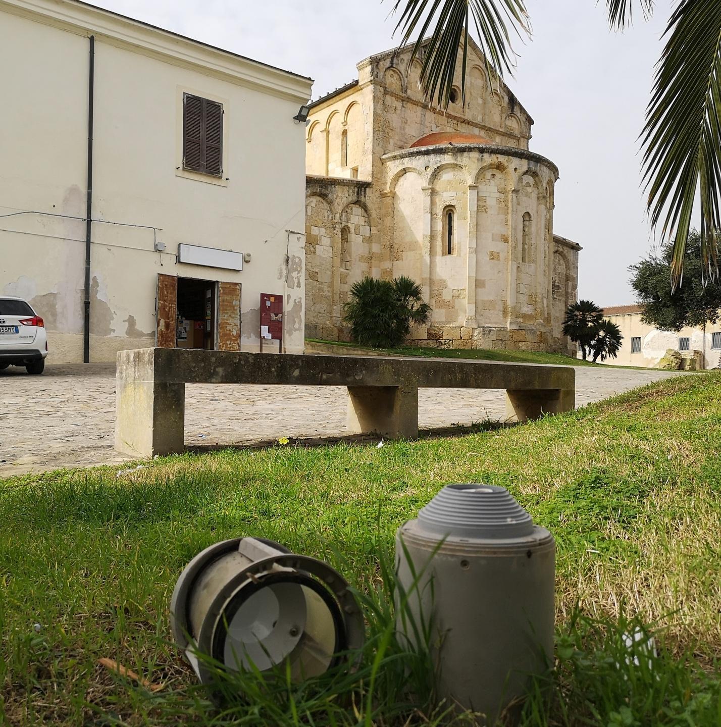 San Gavino, tra degrado e rifiuti 