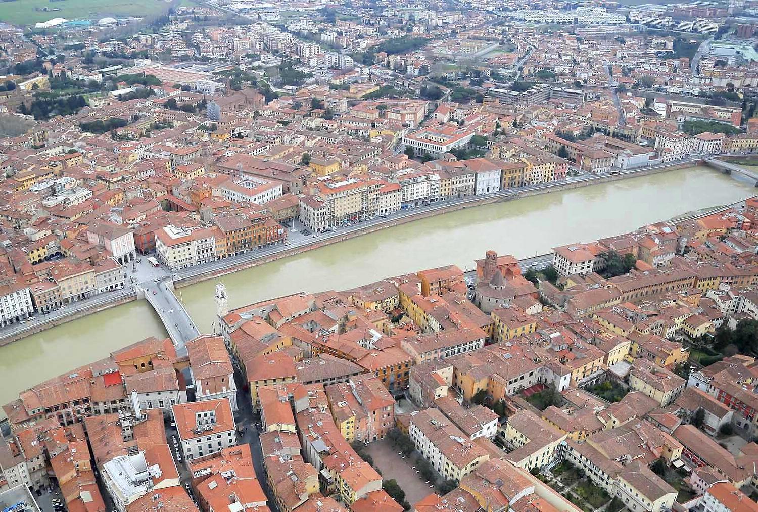 Compravendite in calo a Pisa, ma prezzi stabili si cercano case più grandi nelle periferie 