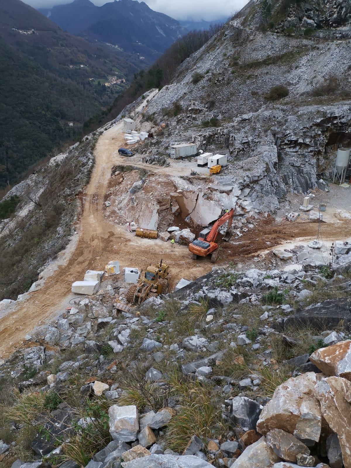 La cava sopra il Mediceo e l'inchiesta sui diamanti
