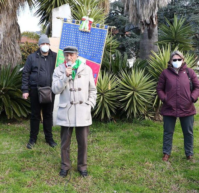 L’Anpi in piazza difende il partigiano Minuto 