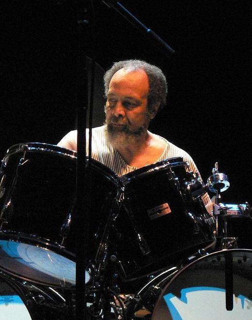Addio a Milford Graves batterista rivoluzionario del firmamento jazz
