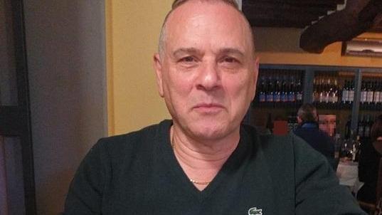 Tanti amici ai funerali dell’ex insegnante