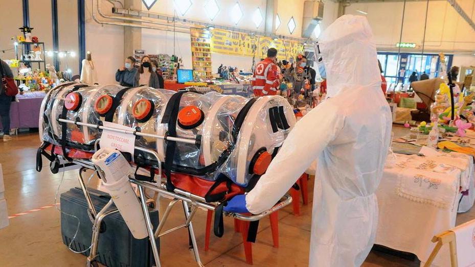 Primo giorno di vaccinazioni nell’area fieristica di Venturina