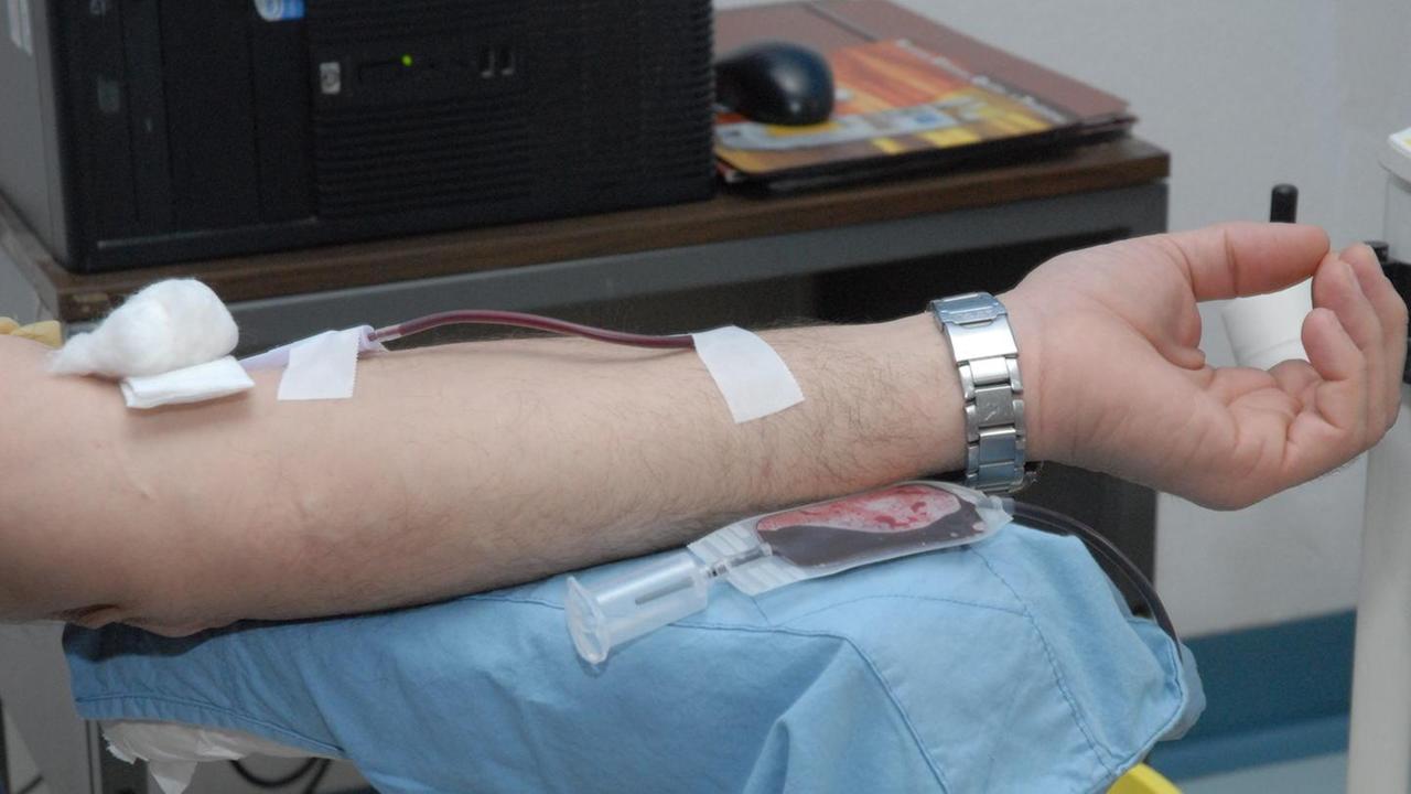 Emergenza sangue, appello a tutti i donatori