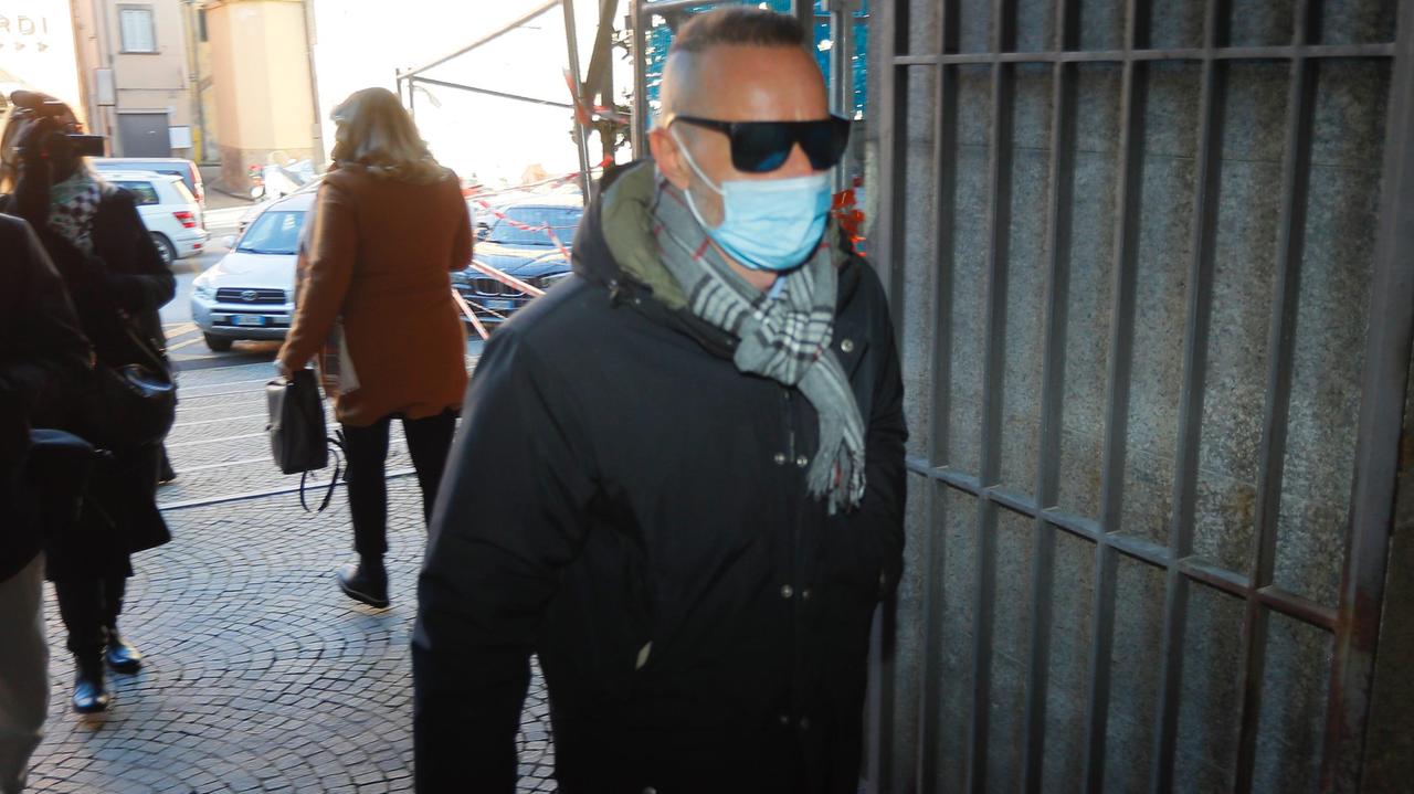 Alessandro Panella, uno dei cinque imputati del processo Scieri, mentre entra in Tribunale (Foto Muzzi)