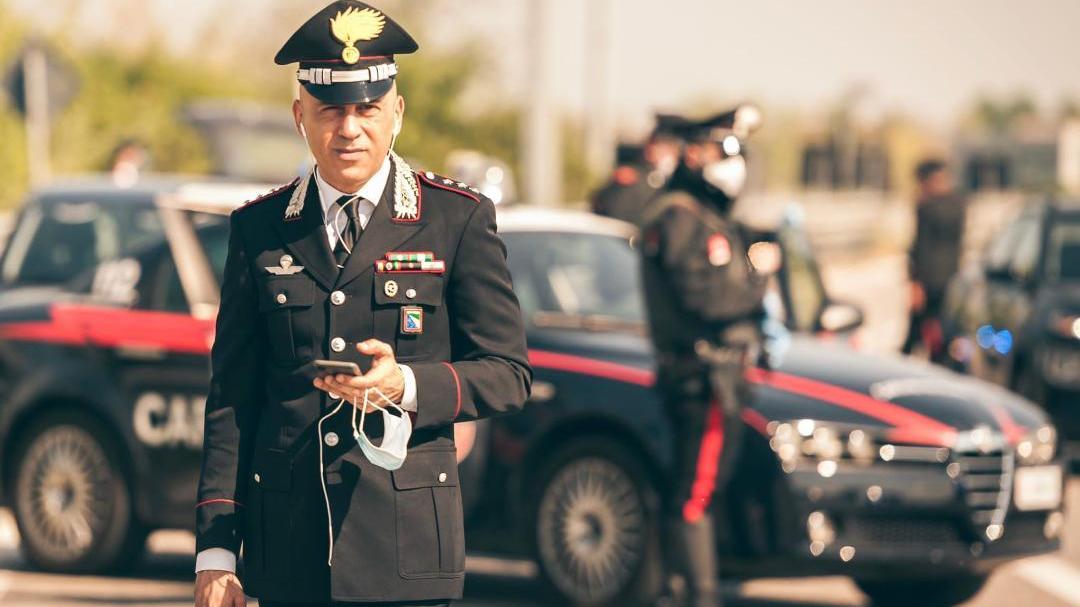 Novi, offende le forze di polizia sul web: denunciato dai carabinieri