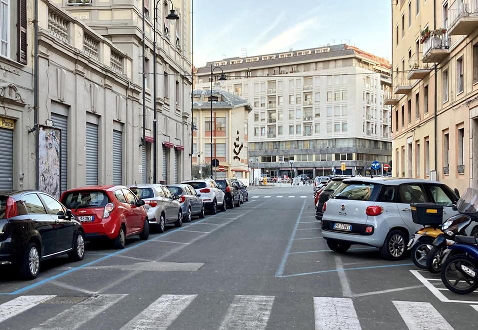 Sono ancora poche le strisce imbiancate E la Ztl del centro resta un colabrodo 