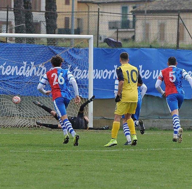 Il FolGav si è rimesso subito in corsa Tre gol e spettacolo in casa del Cannara 