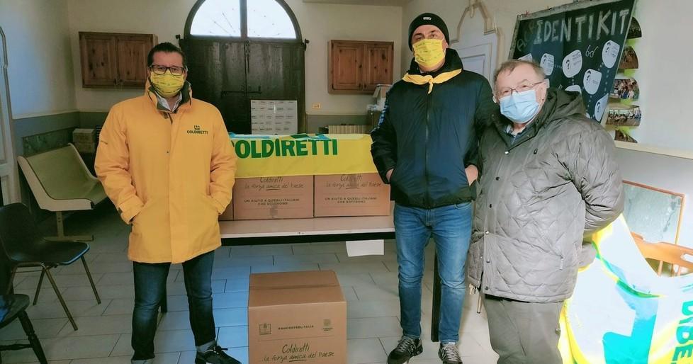 Pacchi dono della Coldiretti