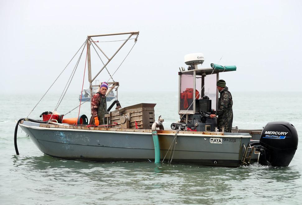 Pesca e concessioni, i canoni minimi aumentano del 700% e ai Lidi è protesta