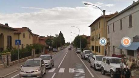 Braccagni, l'attraversamento pedonale all'imbocco dell'Aurelia con via Malenchini (Foto da Google Maps)