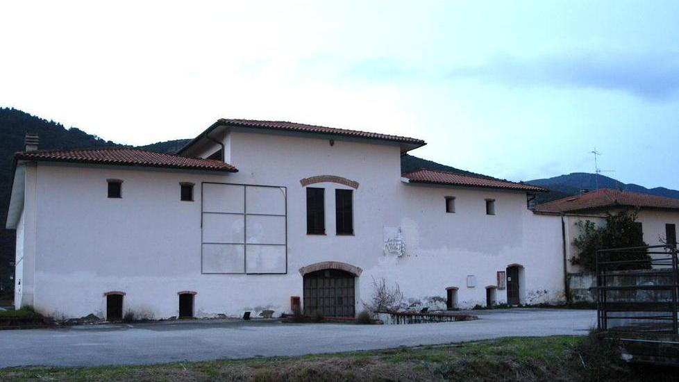 All’ex tabaccaia polo culturale e casa delle associazioni