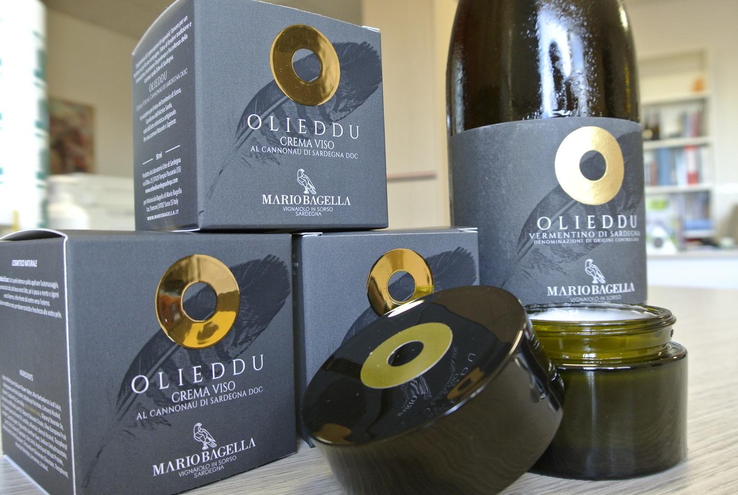 Crema per il viso al cannonau: “Olieddu” già sul mercato 