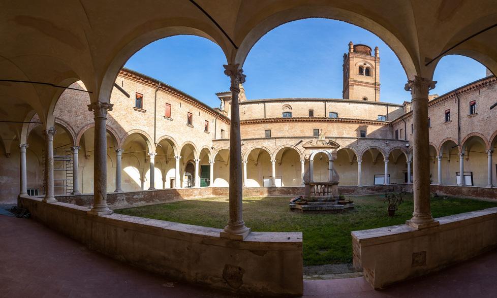Ferrara, torna la grande bellezza: ultimato il recupero del chiostro di San Giorgio