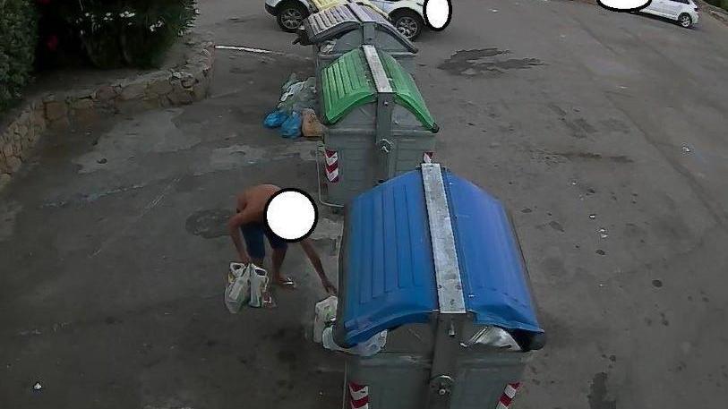 Arzachena, abbandonano i rifiuti per strada: sanzionati 79 furbetti