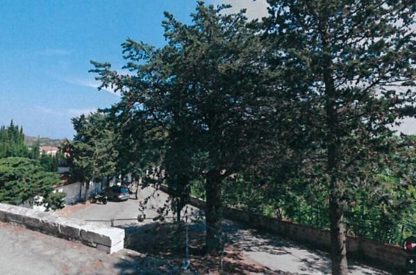 Nuovo parcheggio in zona cimitero 