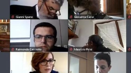 «Troppa inerzia, convocate il Consiglio»