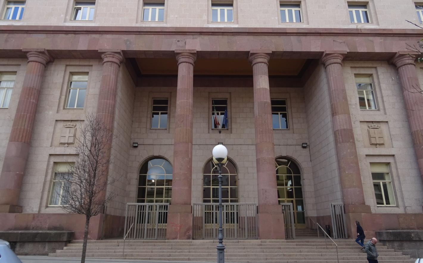 Abuso d’ufficio e falso, assolto dirigente comunale 