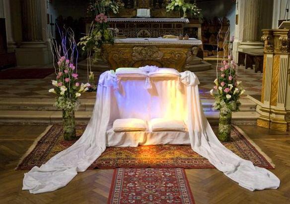 Ferrara, celebrazioni dei matrimoni nelle chiese: restrizioni nel nuovo decreto di Perego 