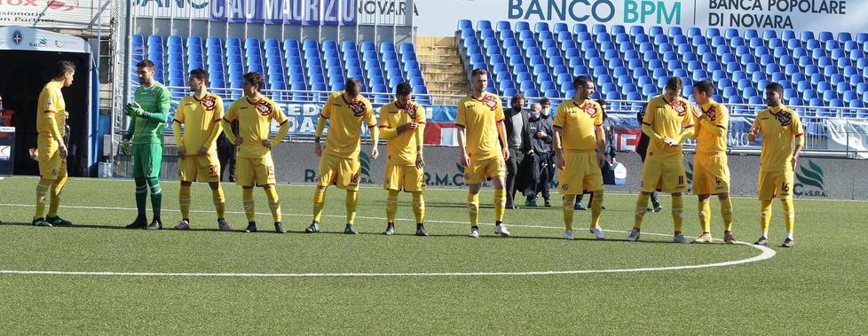 In campo alle 12,30 in un giorno feriale e senza spettatori... Come ci siamo ridotti 