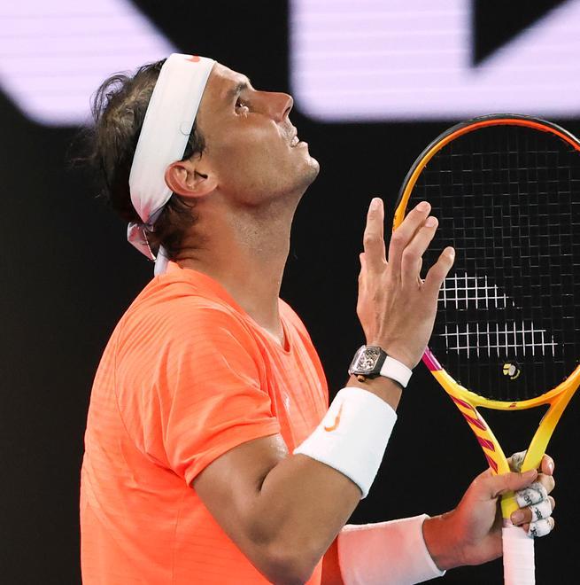 Campione nella sconfitta Nadal cede a Tsitsipas «Lavorerò per migliorare»