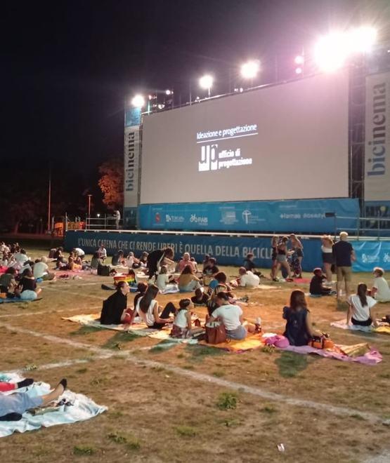 A Bussoladomani film ma anche eventi 