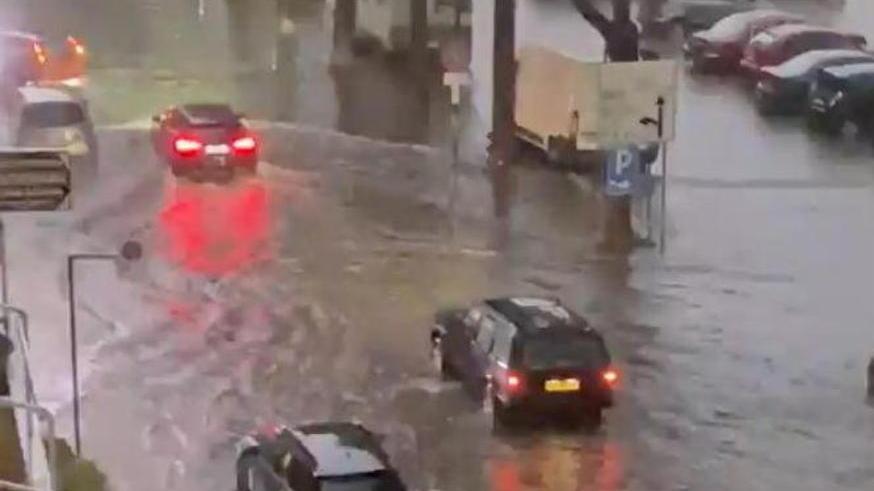 Via Fratelli Rosselli in piena «Quando piove un disastro»