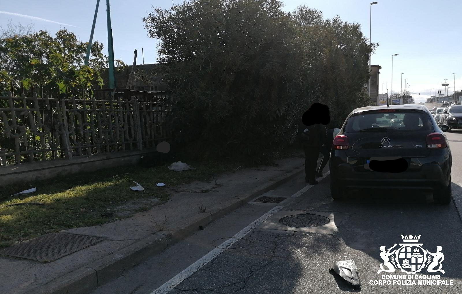 Incidente in viale Monastir, motociclista ferito gravemente 