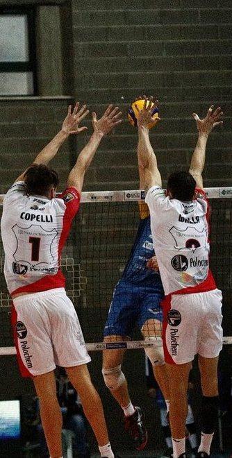 Lupi, battuta d’arresto ottimo inizio, poi Reggio recupera e vince in 3 set 
