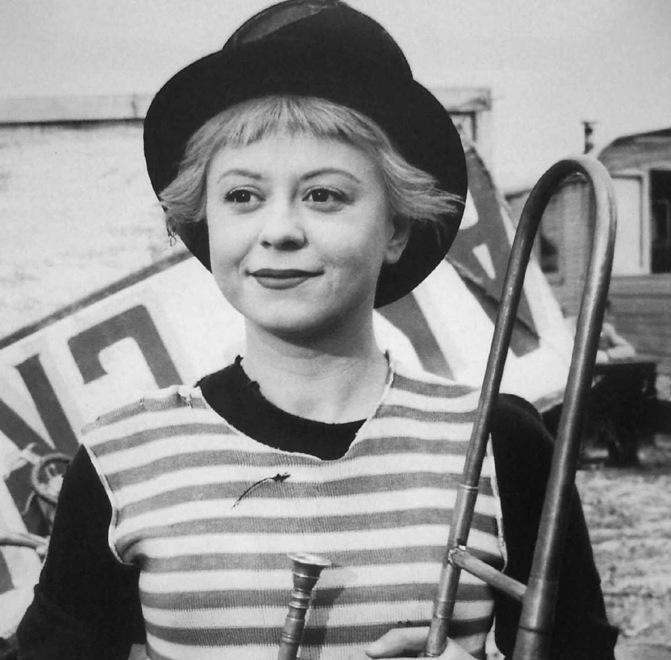 Tra Fellini e il cuore del grande pubblico. Giulietta Masina, 100 anni da timida star 
