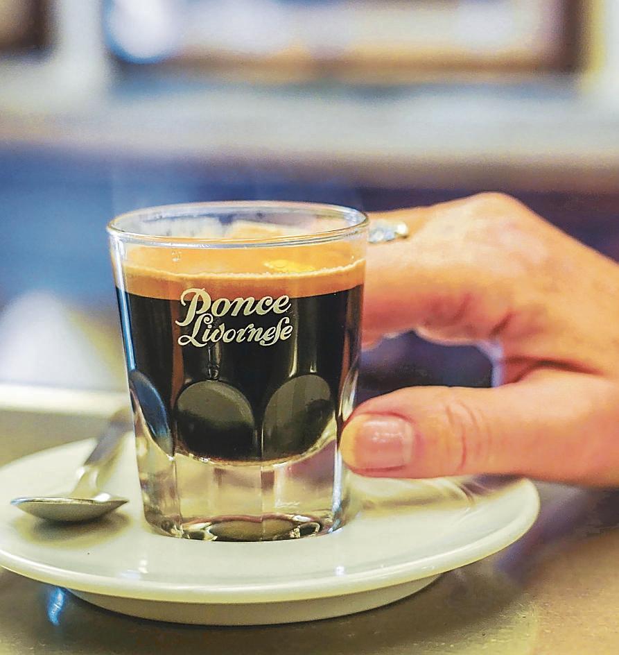 Ponce, la bottiglia magica che fa del caffè una dolce bomba 
