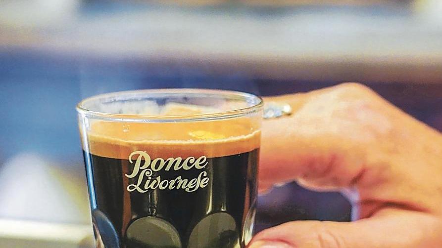 Ponce, la bottiglia magica che fa del caffè una dolce bomba