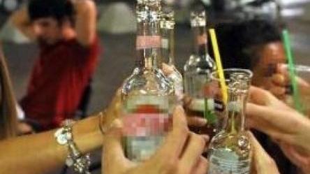 Ferrara, il dato del Serd: «Fumo, alcol, gioco d’azzardo. Tutte dipendenze in crescita»