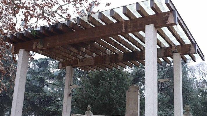 Reggio Emilia, quel monumento storico e simbolo di degrado al Parco del Popolo