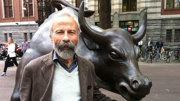Morto Di Modica, suo il celebre Toro di Wall Street