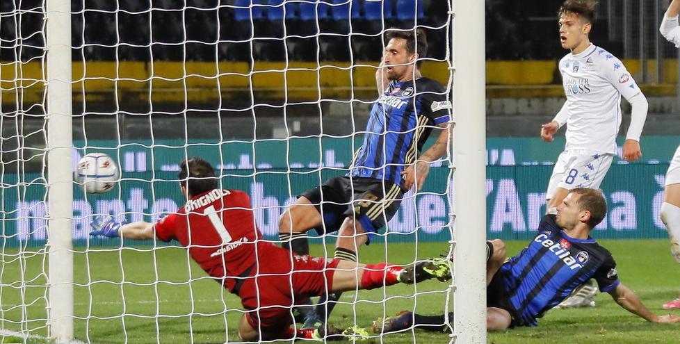 Prima del gol del pareggio il legno (Palombi in mischia) e Brignoli salvano gli ospiti