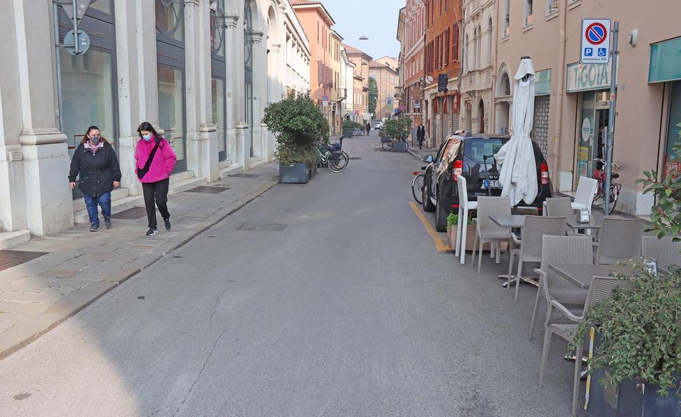 Borgoleoni, nuovi marciapiedi Il cantiere parte dopo Pasqua 