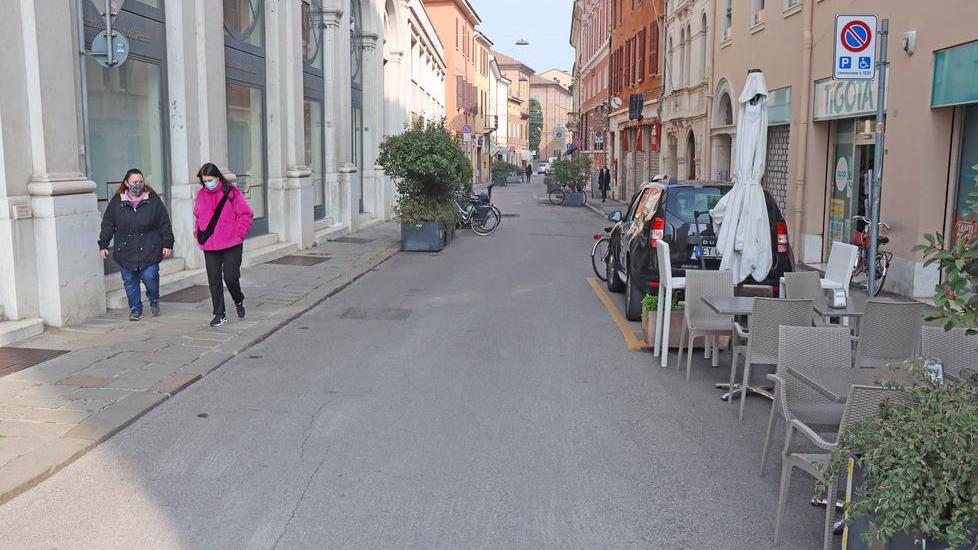 Borgoleoni, nuovi marciapiedi Il cantiere parte dopo Pasqua