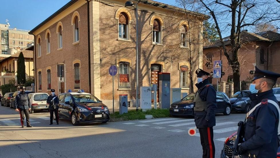 Guardia giurata ferita con una lattina L’aggressore arrestato dai carabinieri
